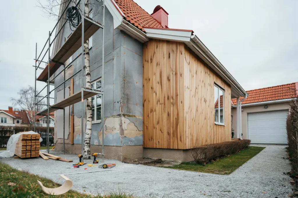 byta panel p huset tecken kostnad och smarta val f r en h llbar tr fasad
